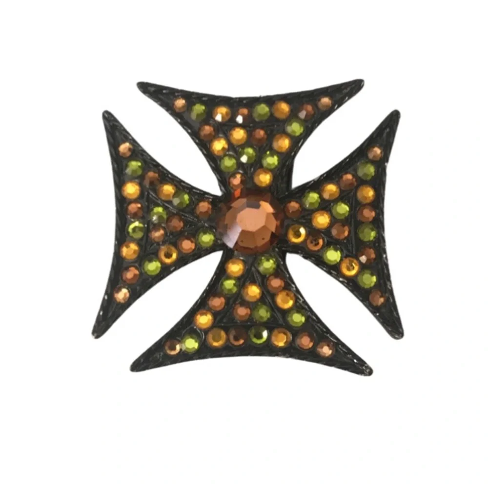 Vintage Maltese Cross Capri Pendant - Picture 1 of 8